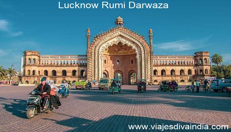 Lucknow Rumi Darwaza